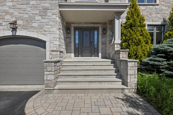 272 Rue du St-Laurent