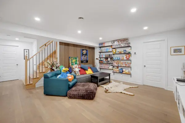 272 Rue du St-Laurent