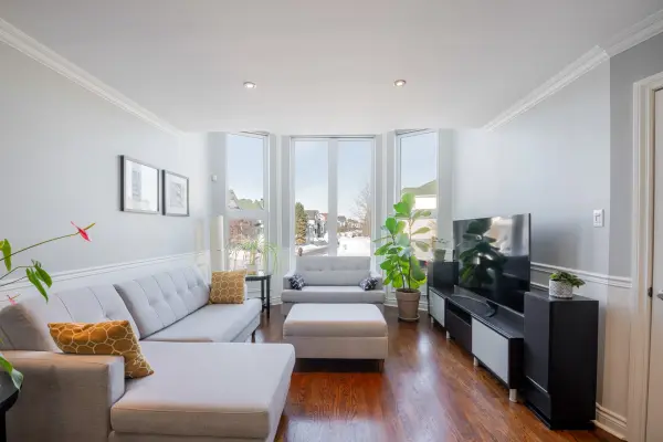 1114 Rue des Azalées