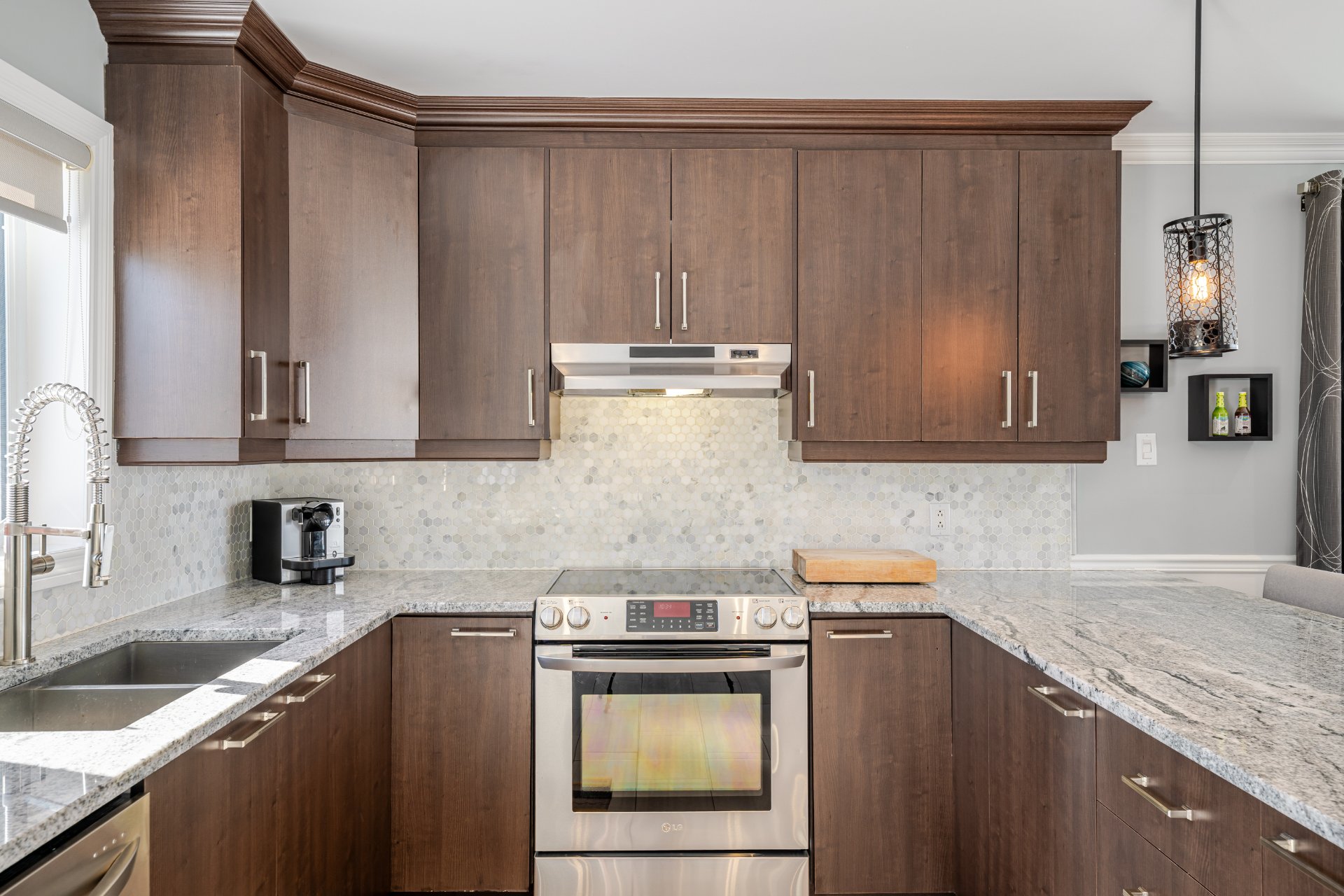 1114 Rue des Azalées