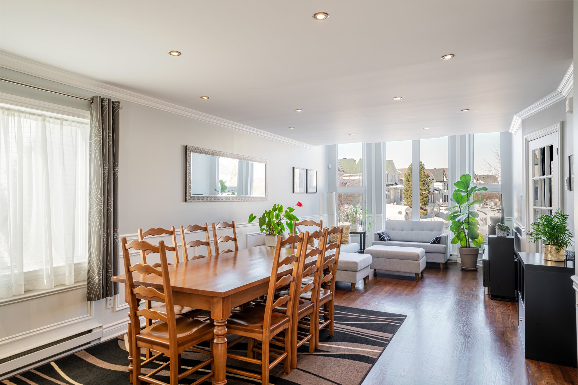 1114 Rue des Azalées