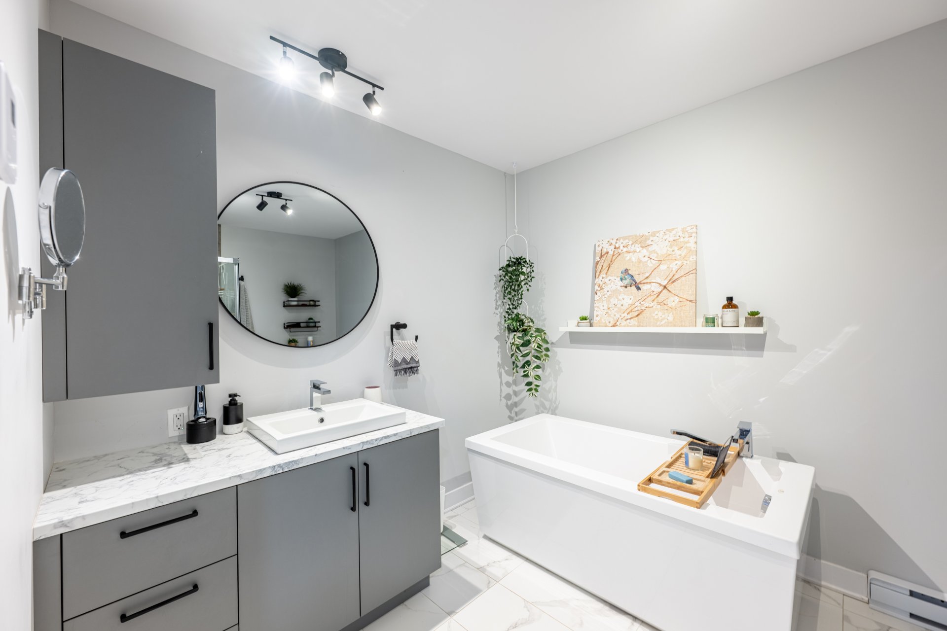 868 Rue du Mont-Brome