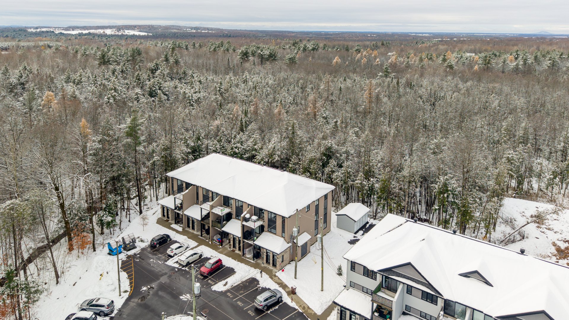 868 Rue du Mont-Brome