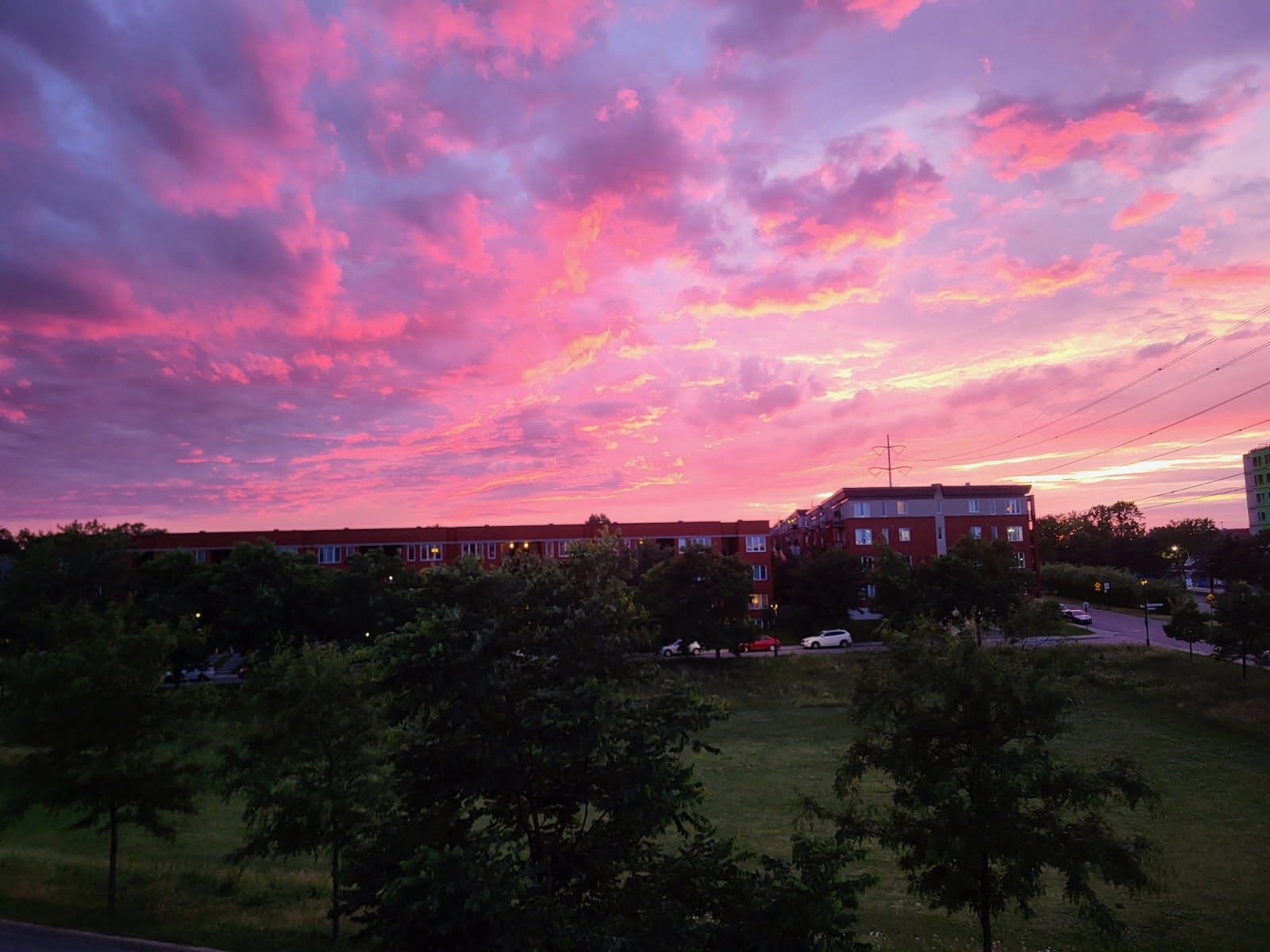 7226 Av. Pierre-De Coubertin