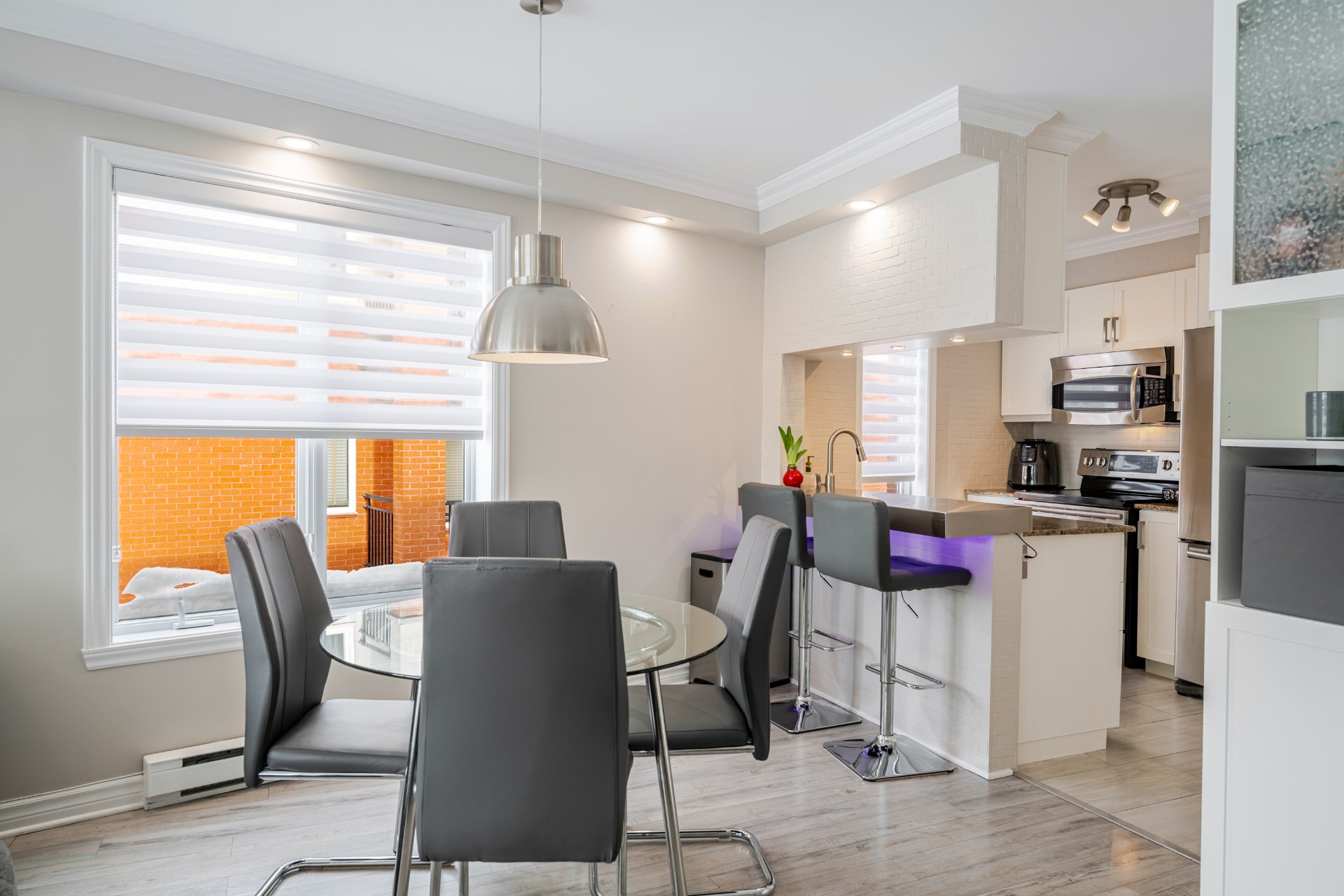 7226 Av. Pierre-De Coubertin