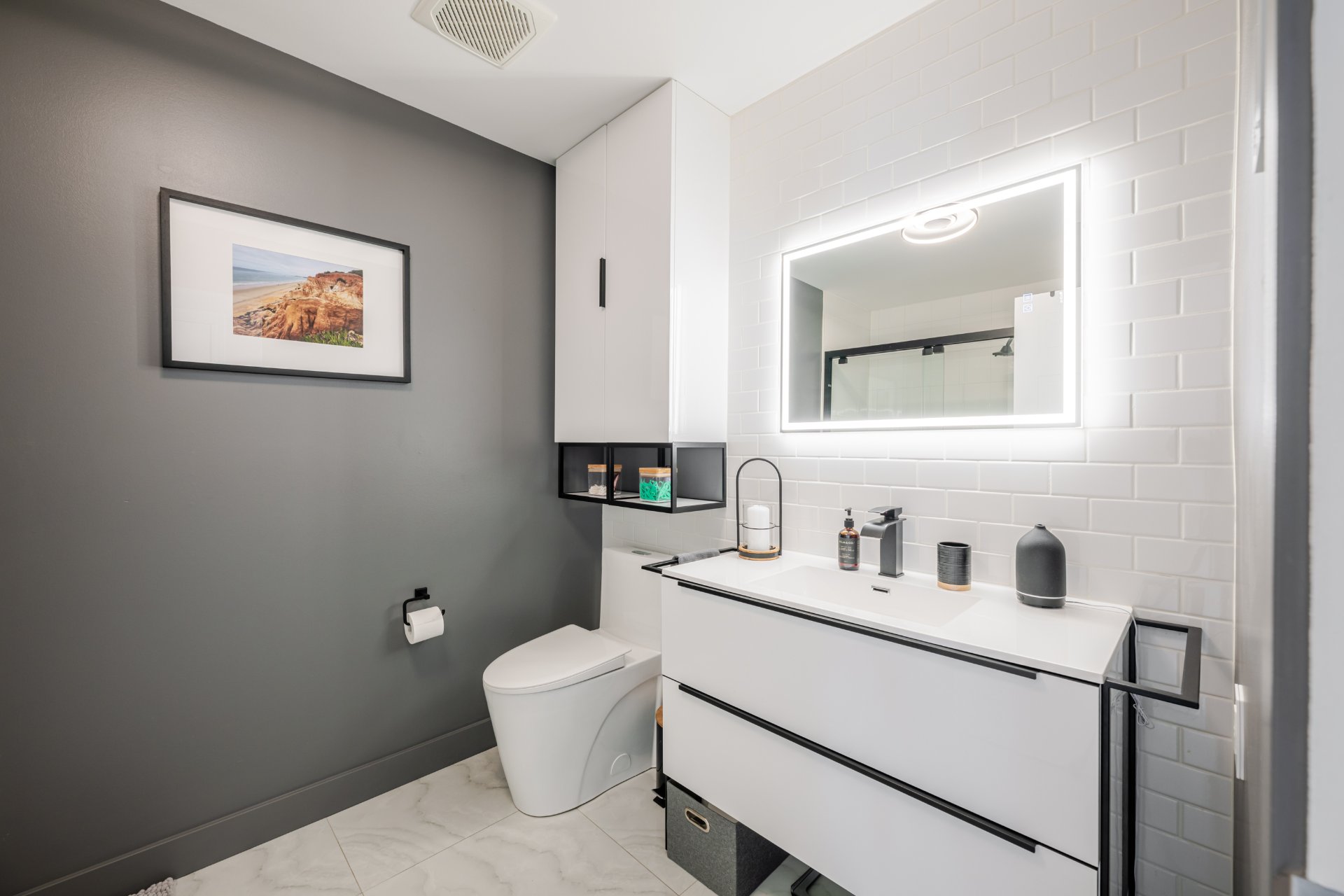 7226 Av. Pierre-De Coubertin