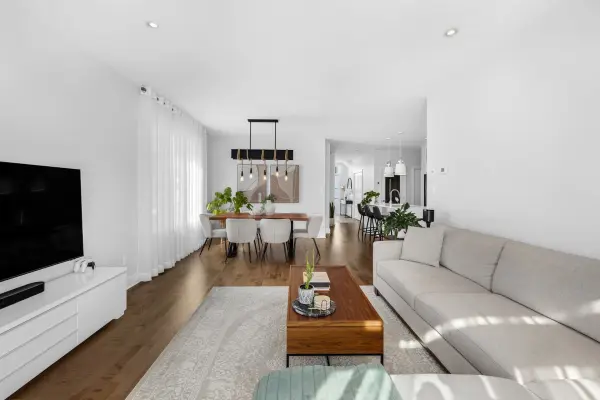 920 Rue du Damier-Argenté