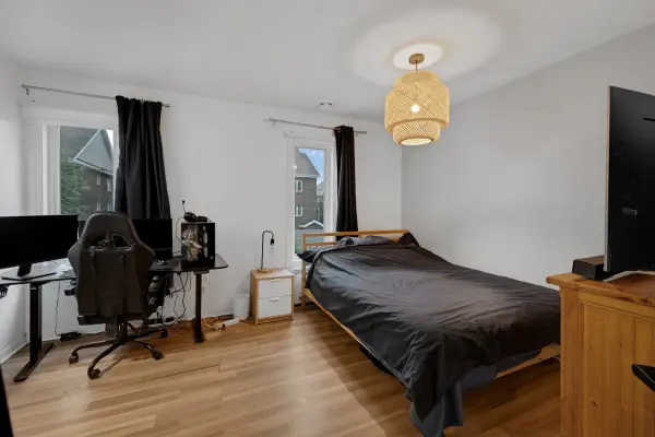479Z Rue Lesage