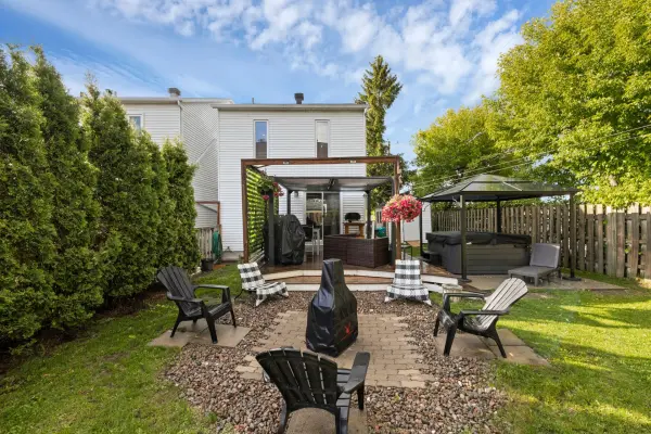 479Z Rue Lesage