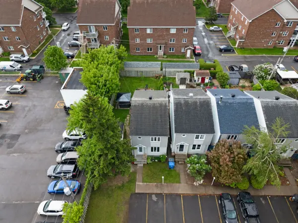 479Z Rue Lesage