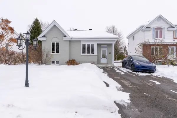 12 Rue Honoré-Bouvier