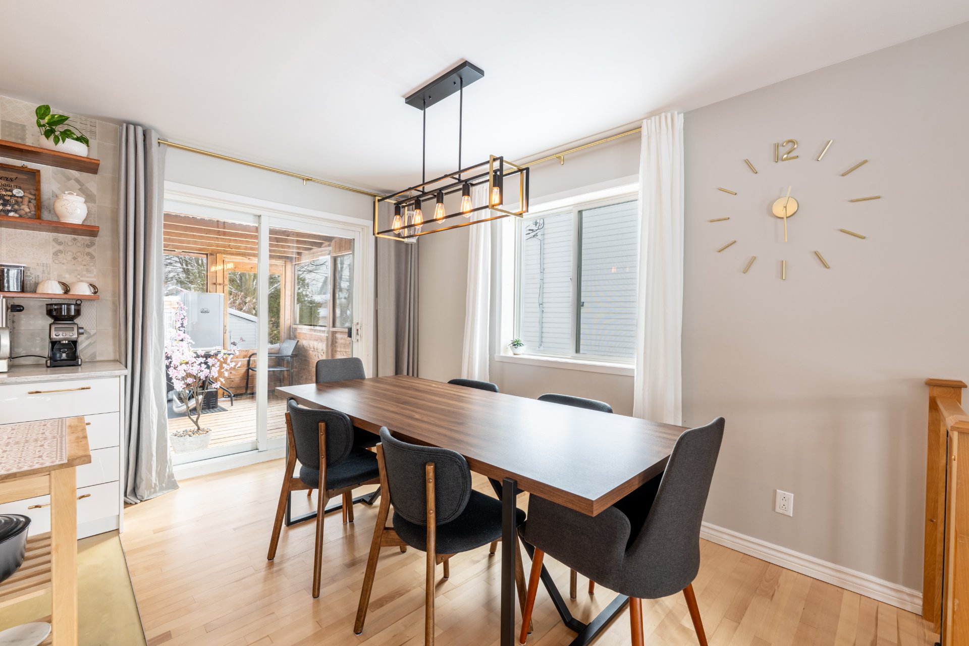 12 Rue Honoré-Bouvier