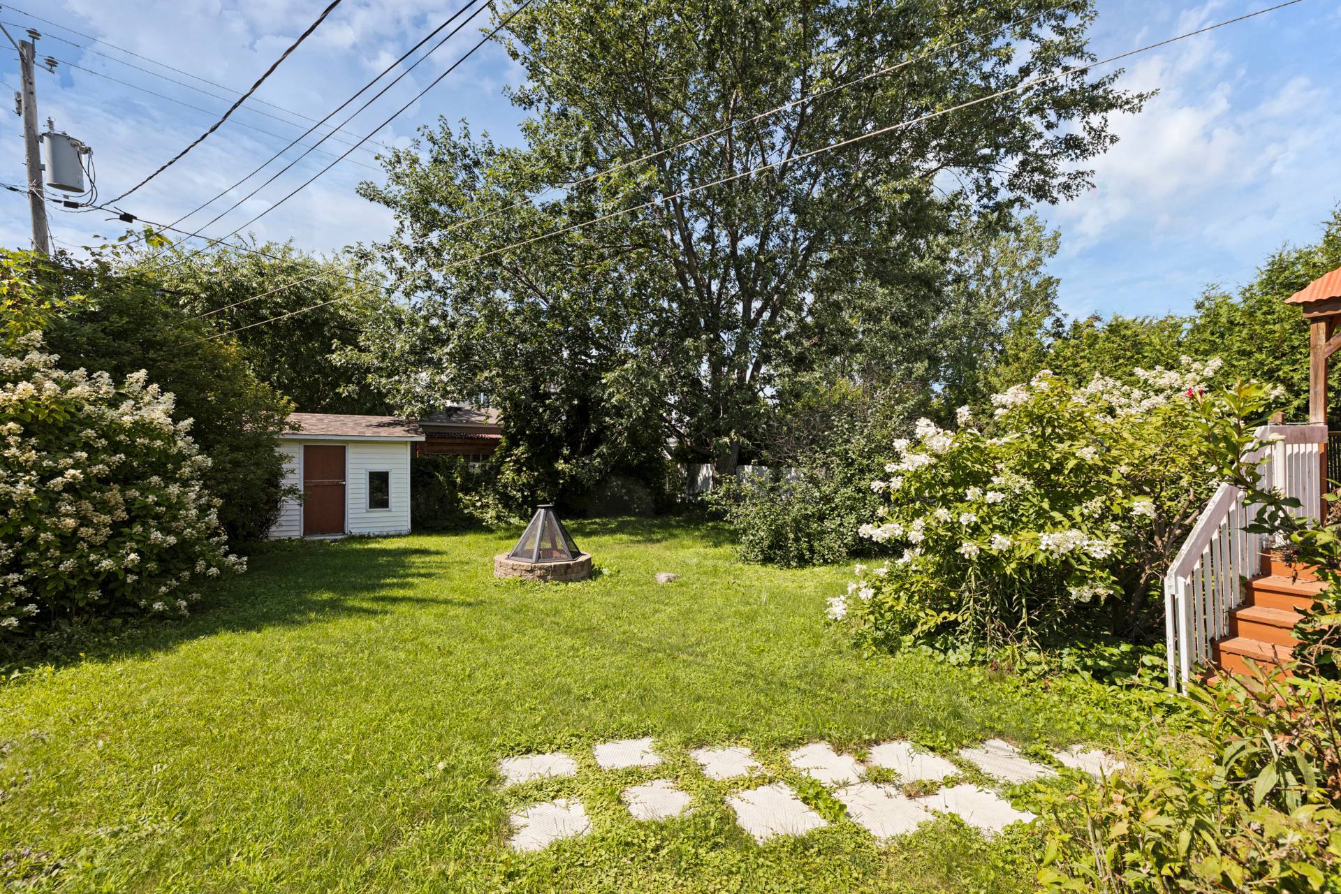 1616 Rue Lécuyer
