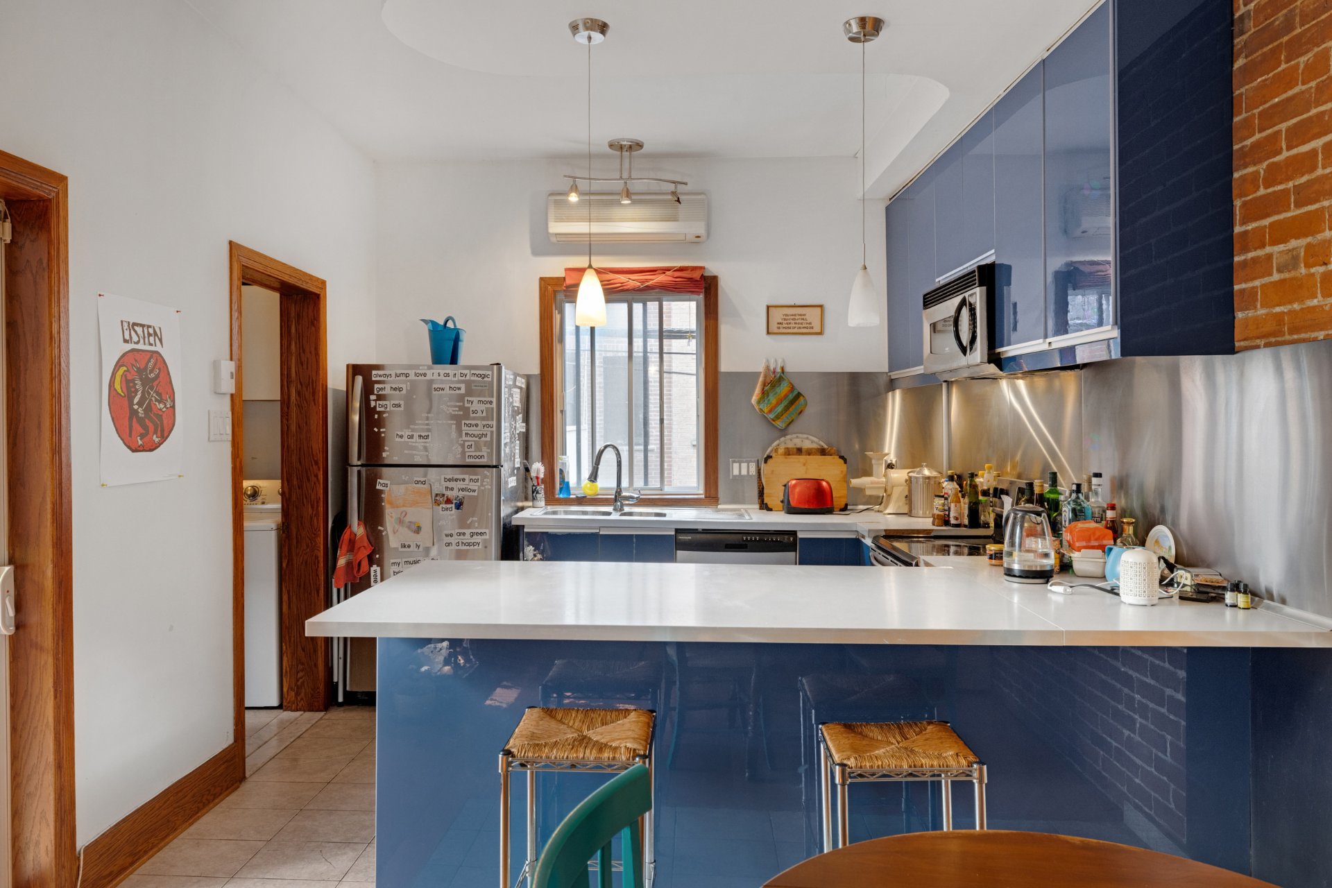 3692 Rue Drolet