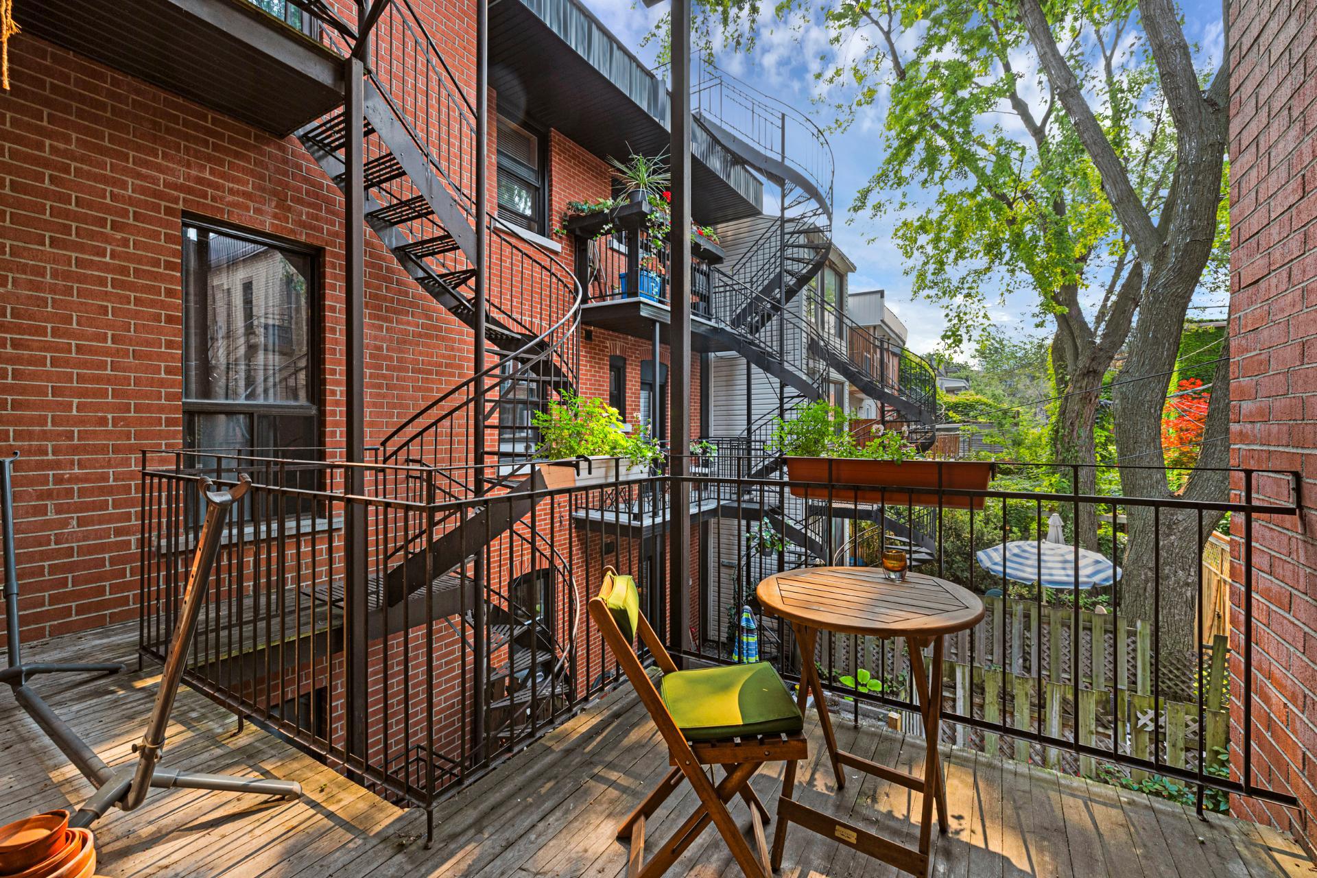 3692 Rue Drolet