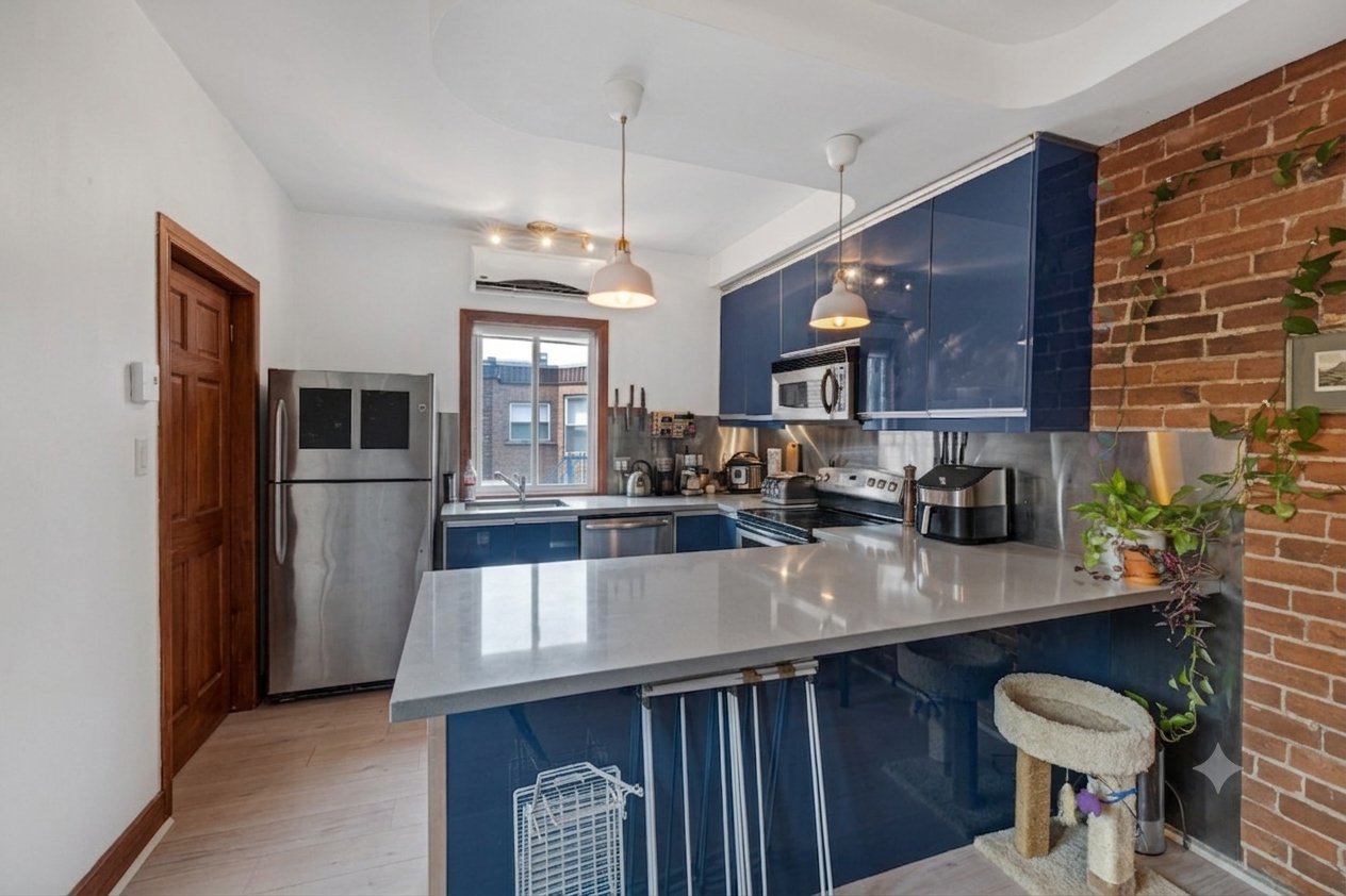 3692 Rue Drolet