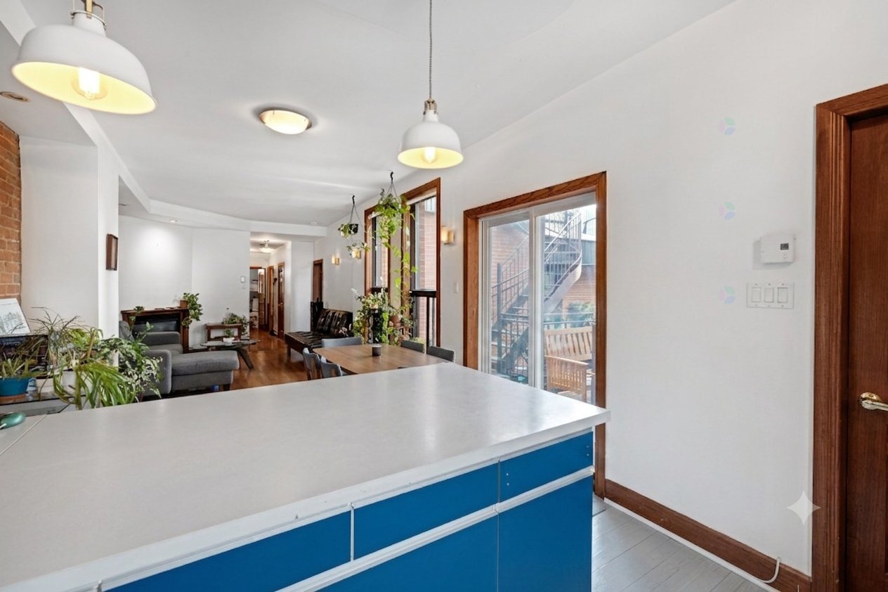 3692 Rue Drolet