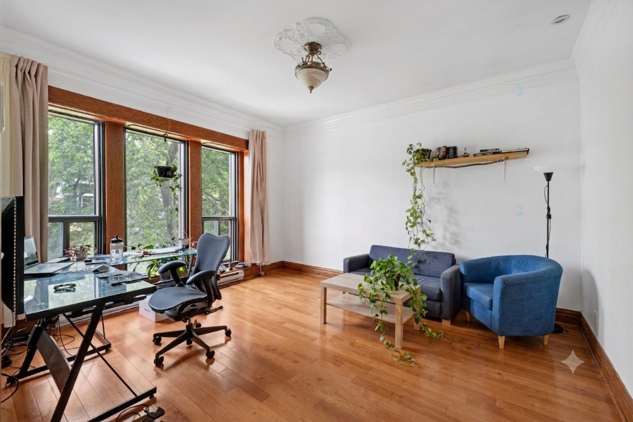 3692 Rue Drolet