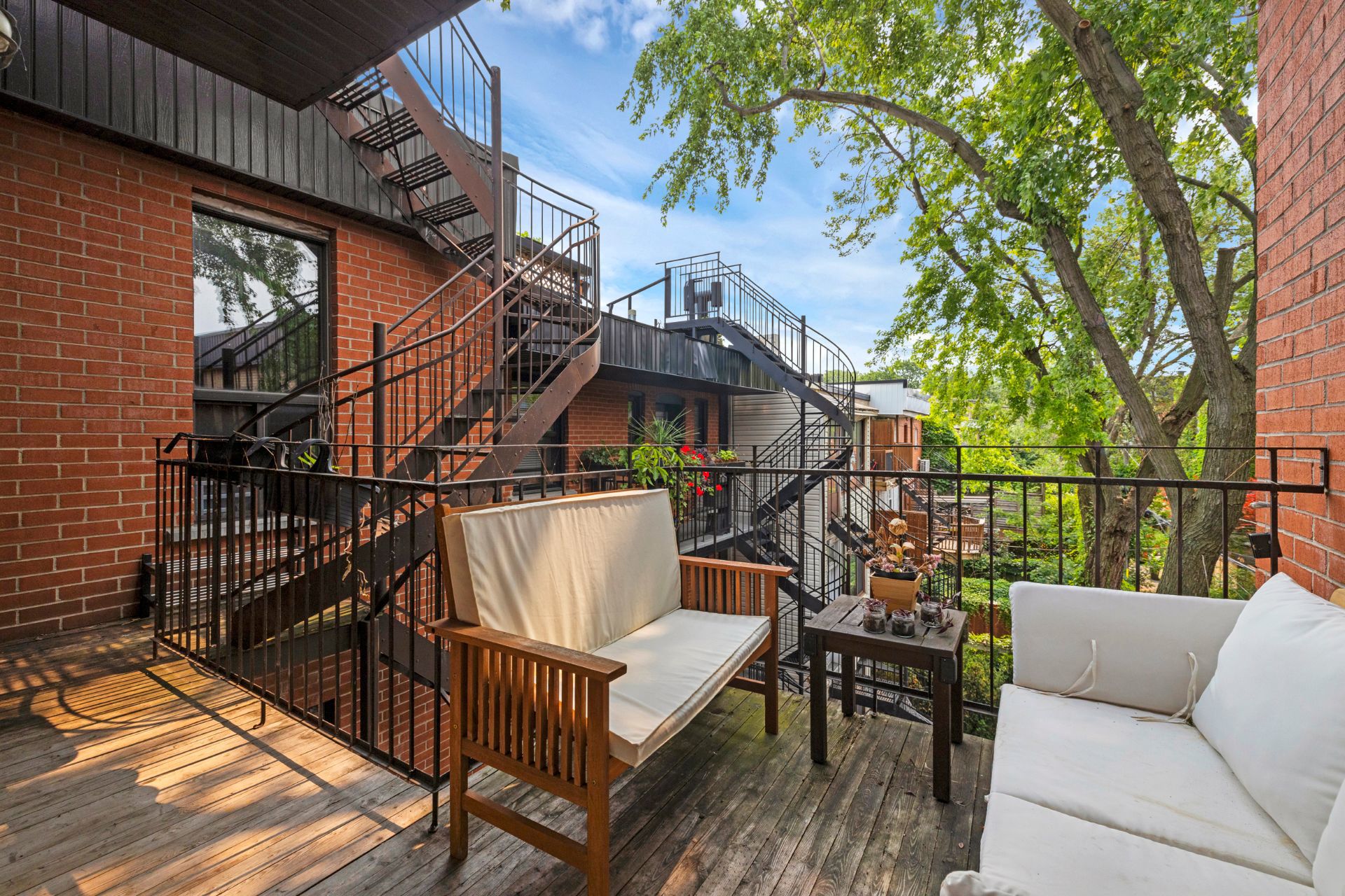 3692 Rue Drolet
