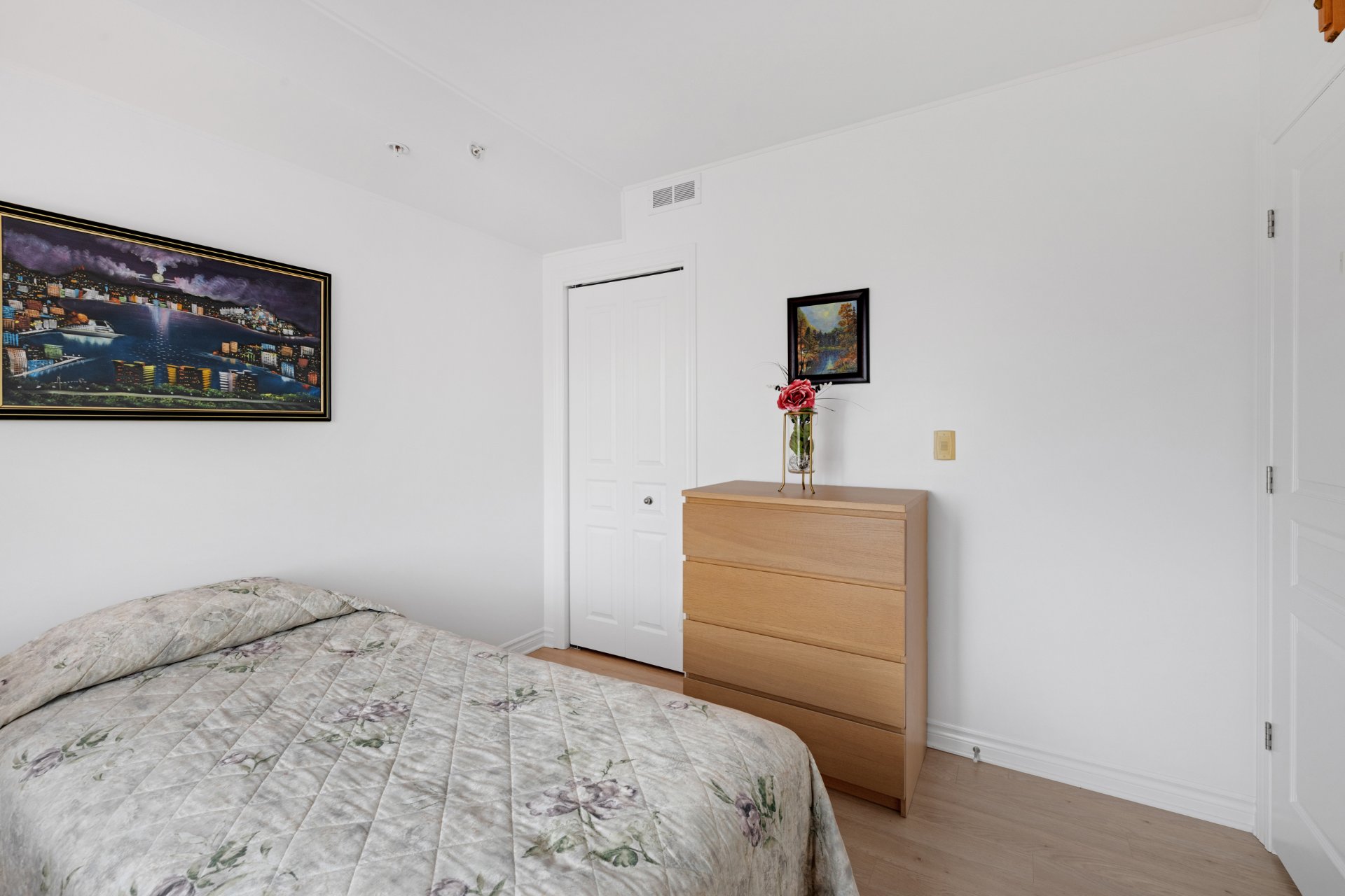 1691 Route Marie-Victorin, app. 409