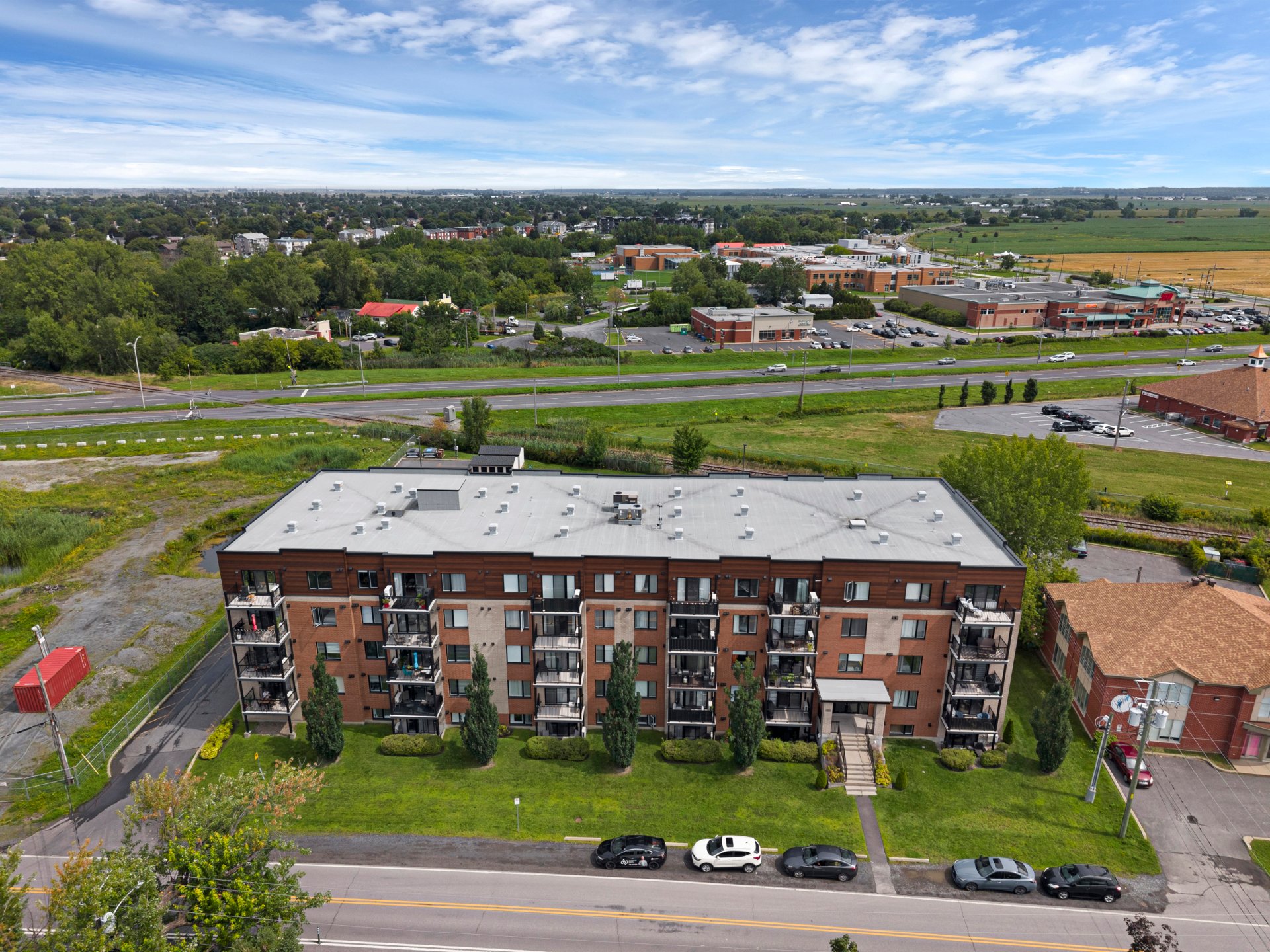 1691 Route Marie-Victorin, app. 409
