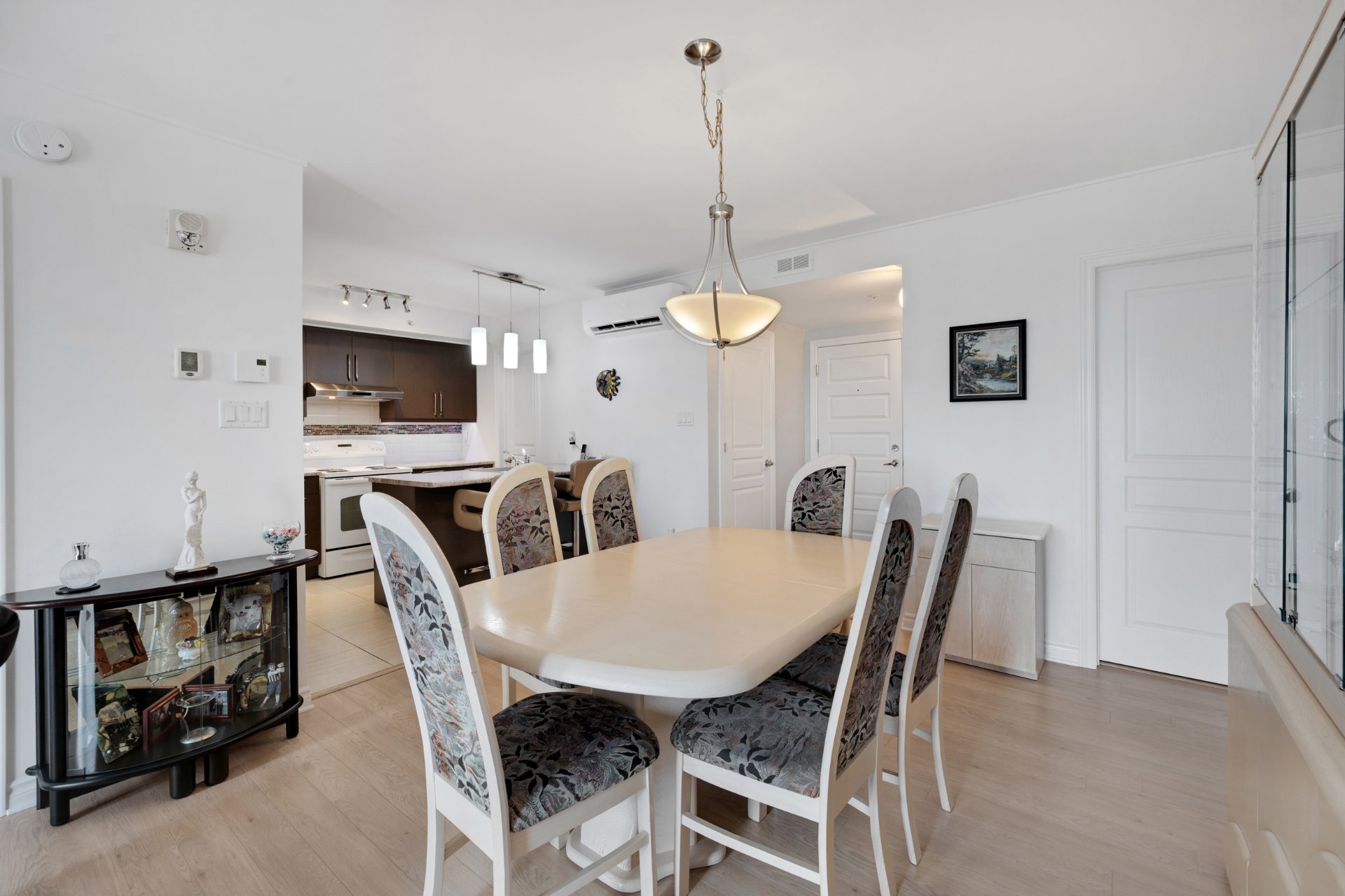 1691 Route Marie-Victorin, app. 409