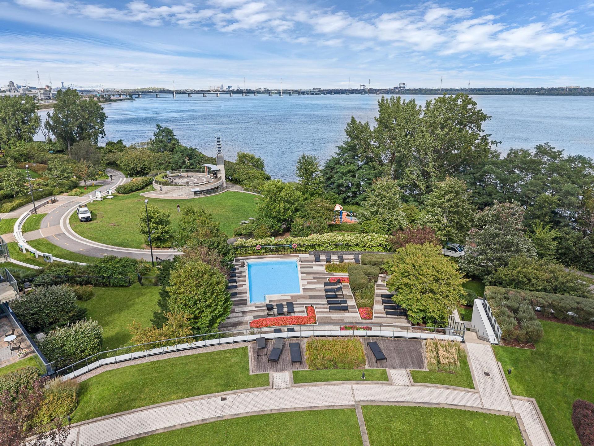 299 Rue de la Rotonde, app. 209